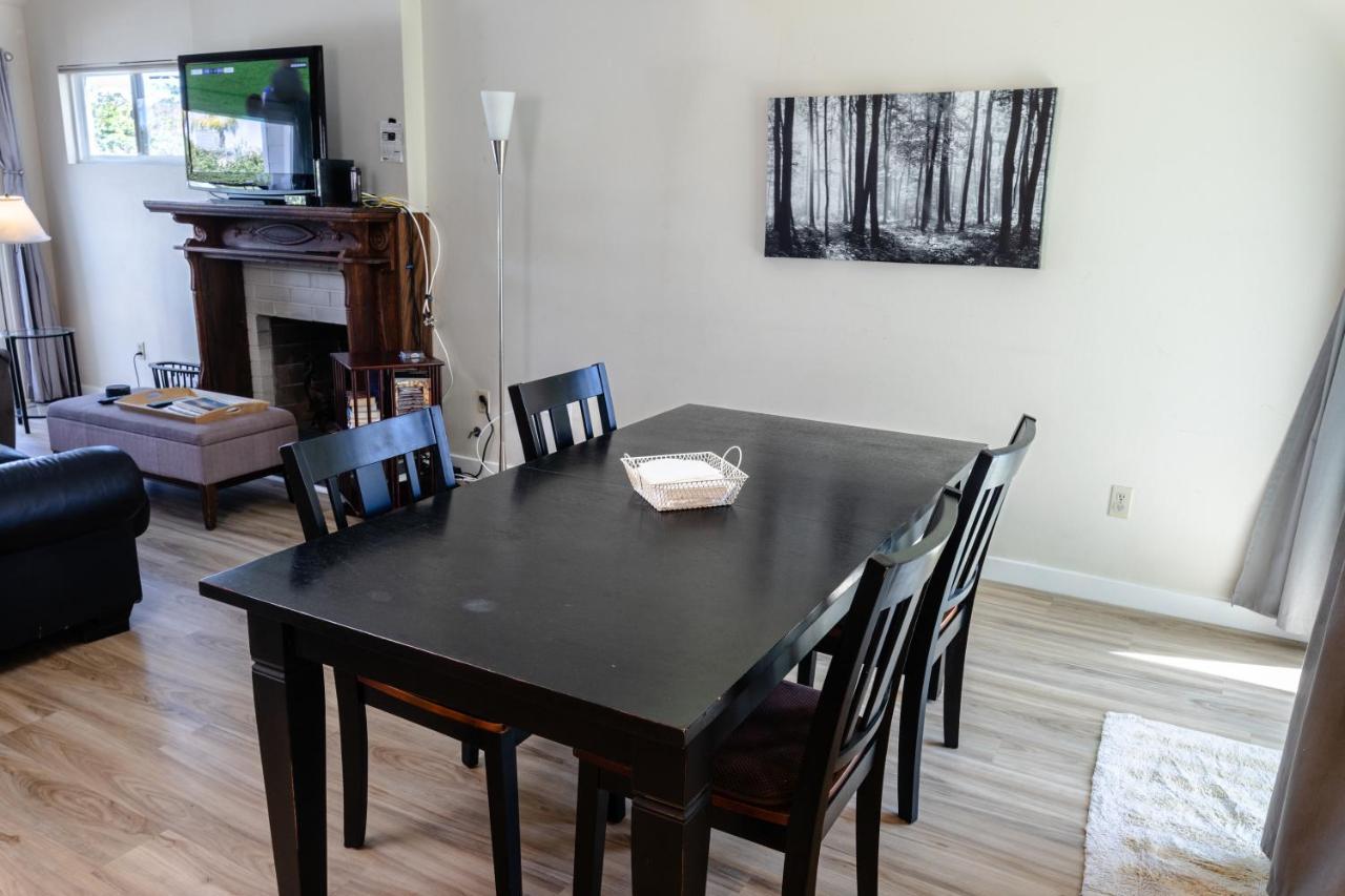 Casa de férias Monthly Rental, Coronado Style Town